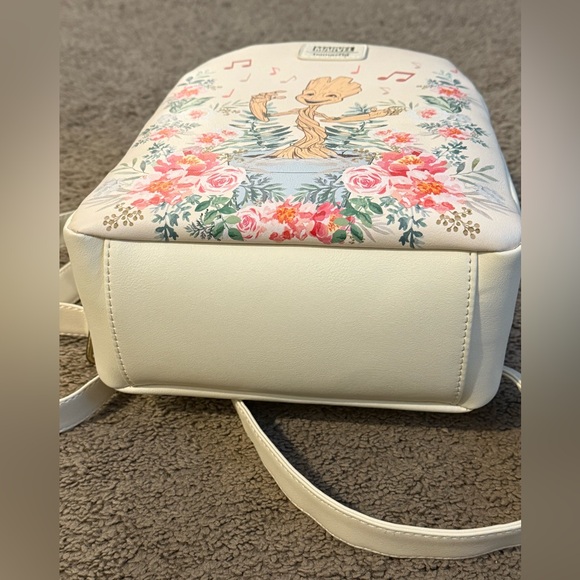 Loungefly Marvel Guardians Of The Galaxy Groot Floral Mini Backpack - Picture 5 of 7